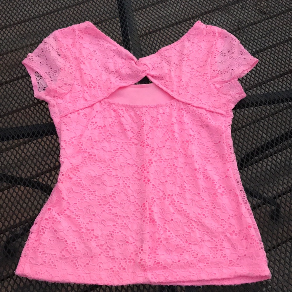 Lace Halter Back Top - Picture 2 of 4